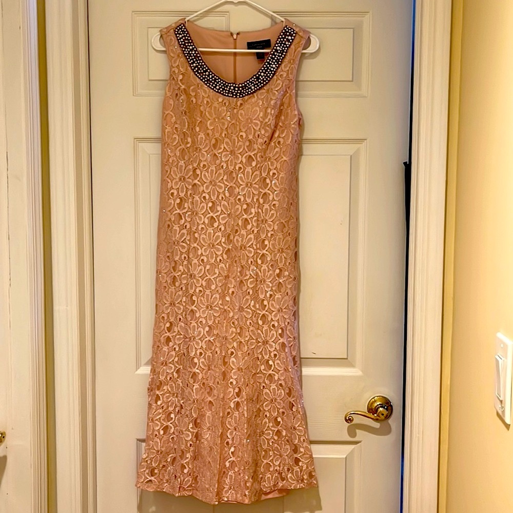 T length sequined dress